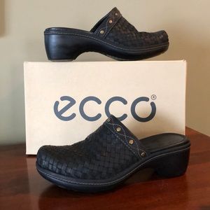 ECCO casual woven clog Size: 38